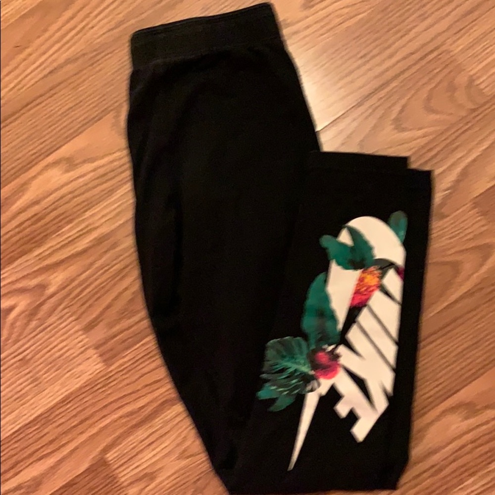 Girls Nike leggings - Picture 4 of 4